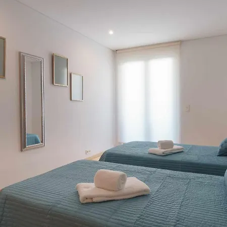 Aquamar 416 By Sun - Espacoso, Daire Vilamoura